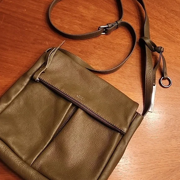 Vince Camuto | Bags | Vince Camuto Olive Leather Double  display picture 3